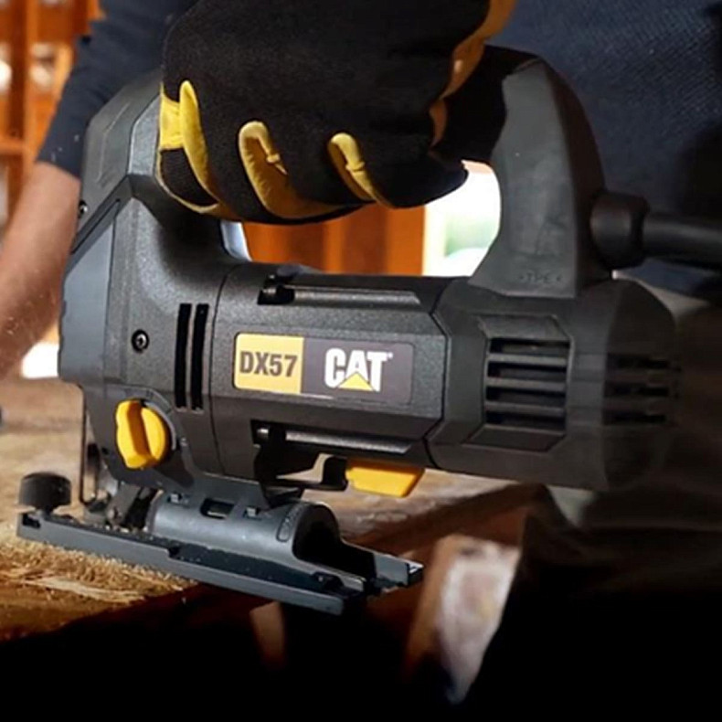 Пила лобзикова мережева CAT DX57