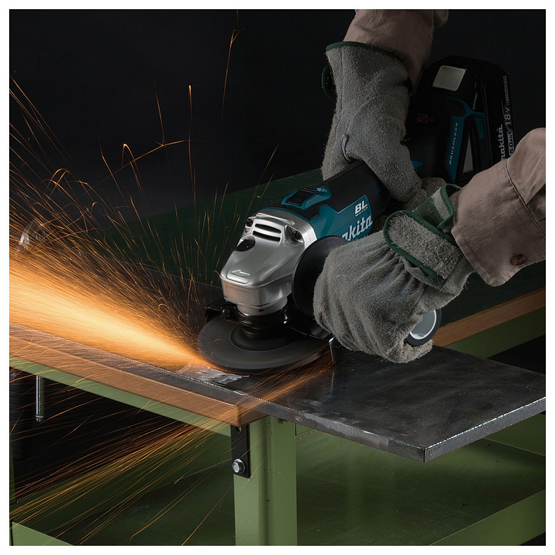 Болгарка (угловая шлифовальная) Makita DGA504Z