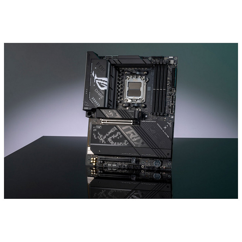 Материнская плата ASUS ROG STRIX X870-F GAMING WIFI sAM5 X870 4xDDR5 M.2 HDMI DP WiFi BT ATX