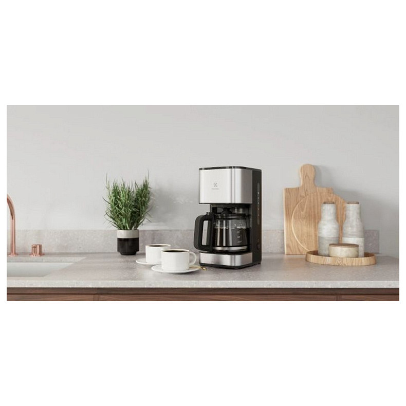 Кофеварка Electrolux E3CM1-3ST