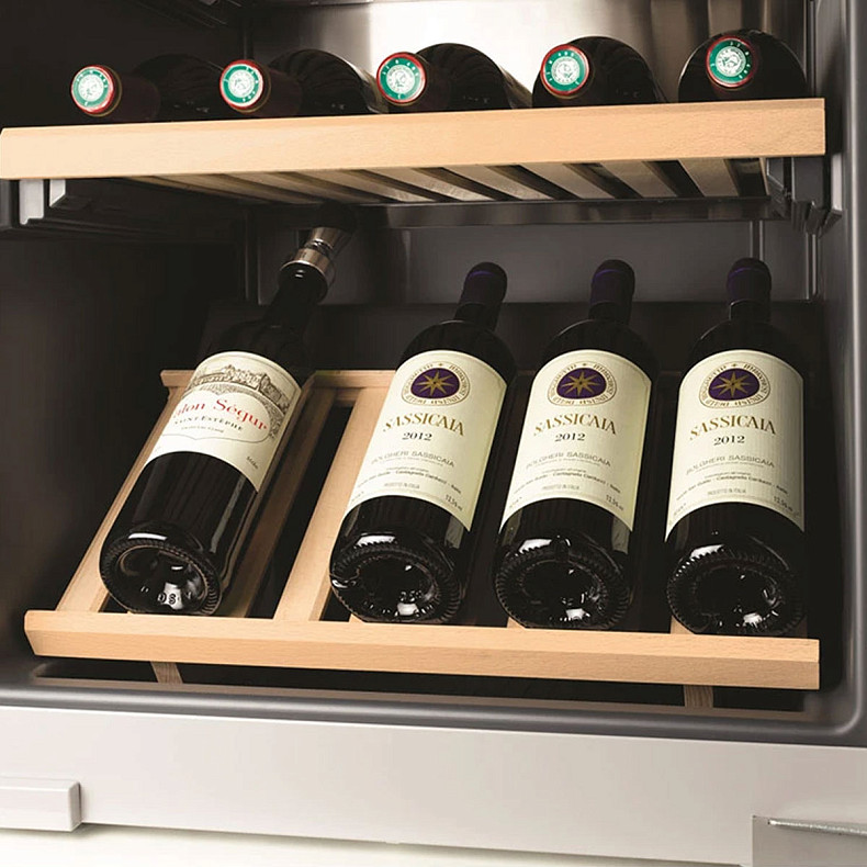 Вбудована винна шафа Liebherr EWTgb 2383