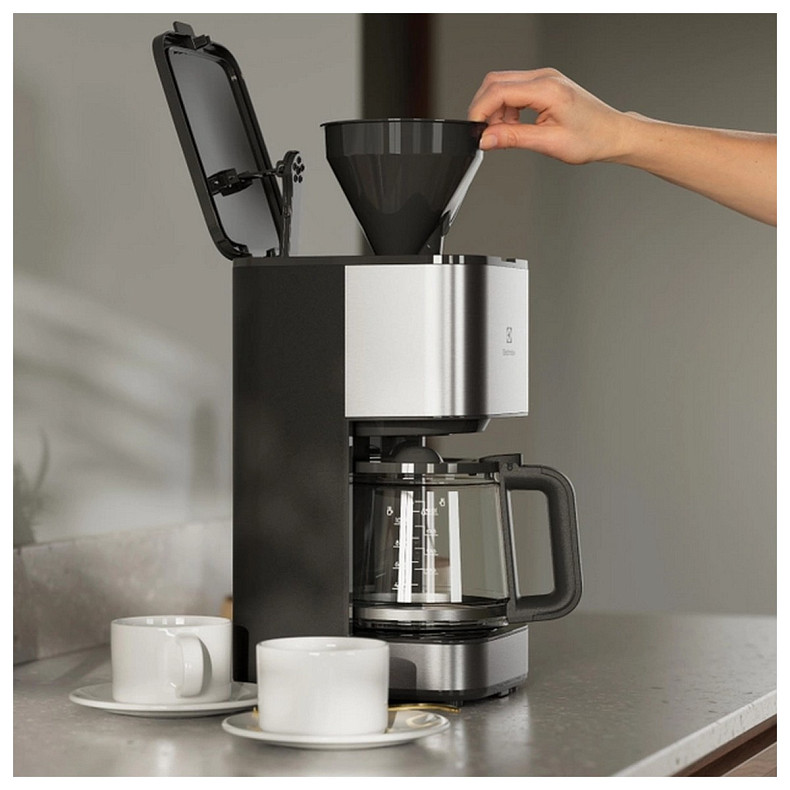 Кофеварка капельная Electrolux E3CM1-3ST