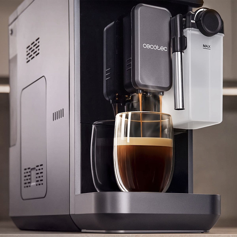 Кофемашина CECOTEC Cremmaet Lungo Latte