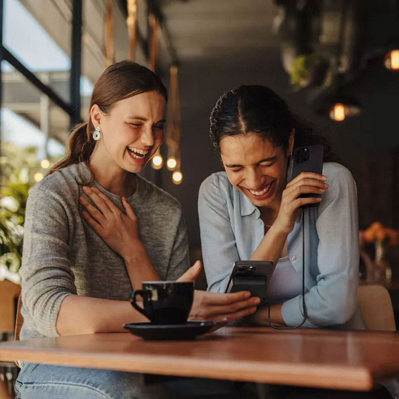 Павербанк EcoFLow RAPID Magnetic Power Bank 10000