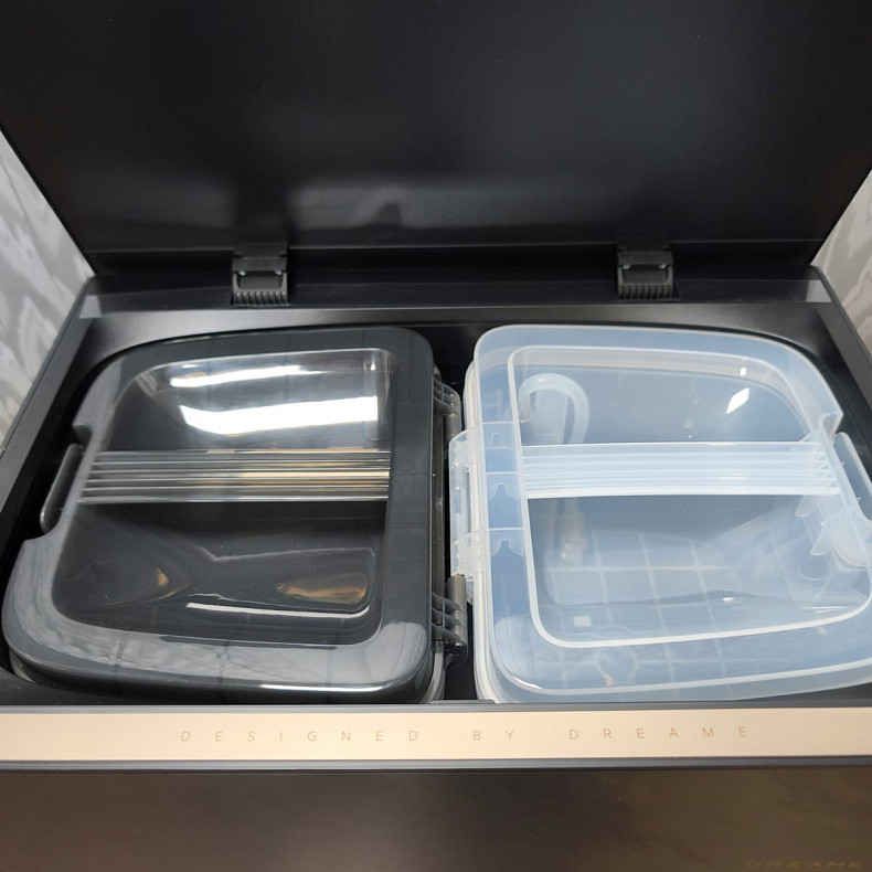 Робот-пылесос моющий Dreame Aqua 10 Ultra Track Complete Black -- Уценка