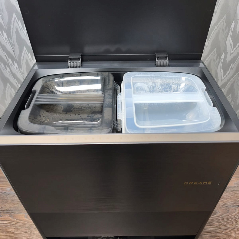 Робот-пылесос моющий Dreame Aqua 10  Roller Black  --  Уценка