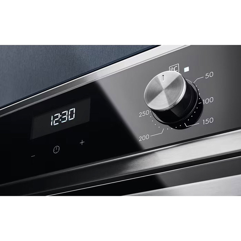 Духовой шкаф электрический Electrolux EOD5F70BX