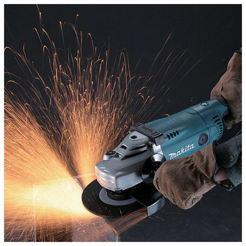 Шлифмашина угловая Makita GA9020 230мм 2200Вт