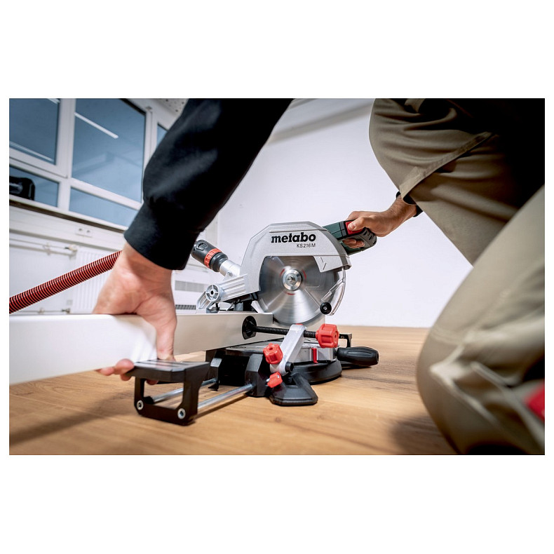 Пила торцювальна Metabo KS 216M 1100Вт диск 216мм 8.7кг