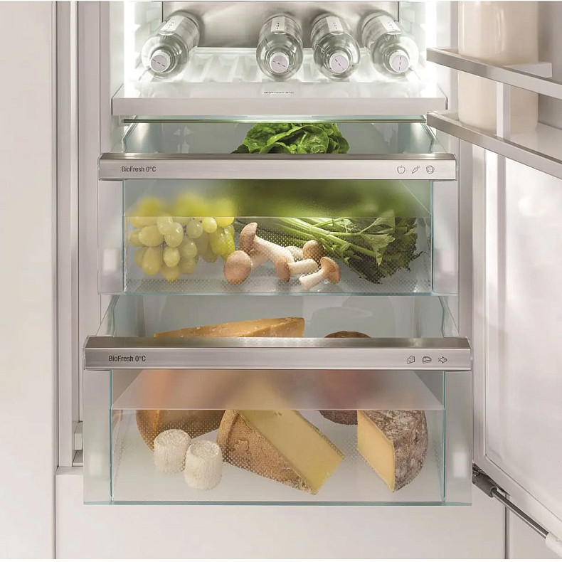 Вбудований двокамерний холодильник Liebherr Icbndi 5183