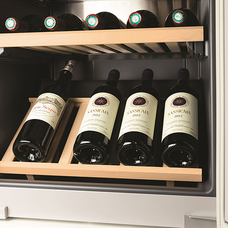 Вбудована винна шафа Liebherr EWTgw 3583