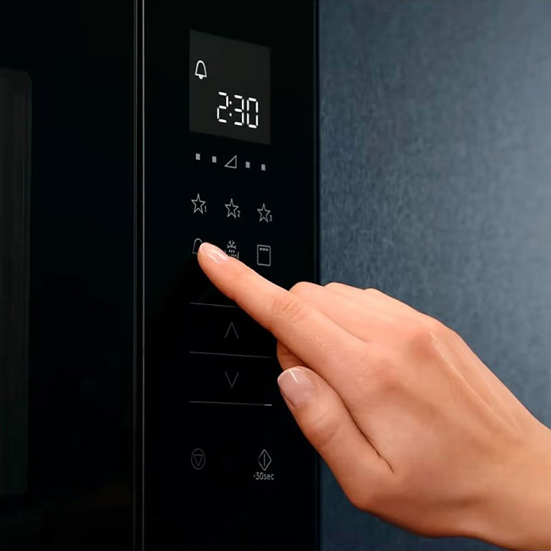 Мікрохвильова піч вбудована Electrolux LMS2203EMK