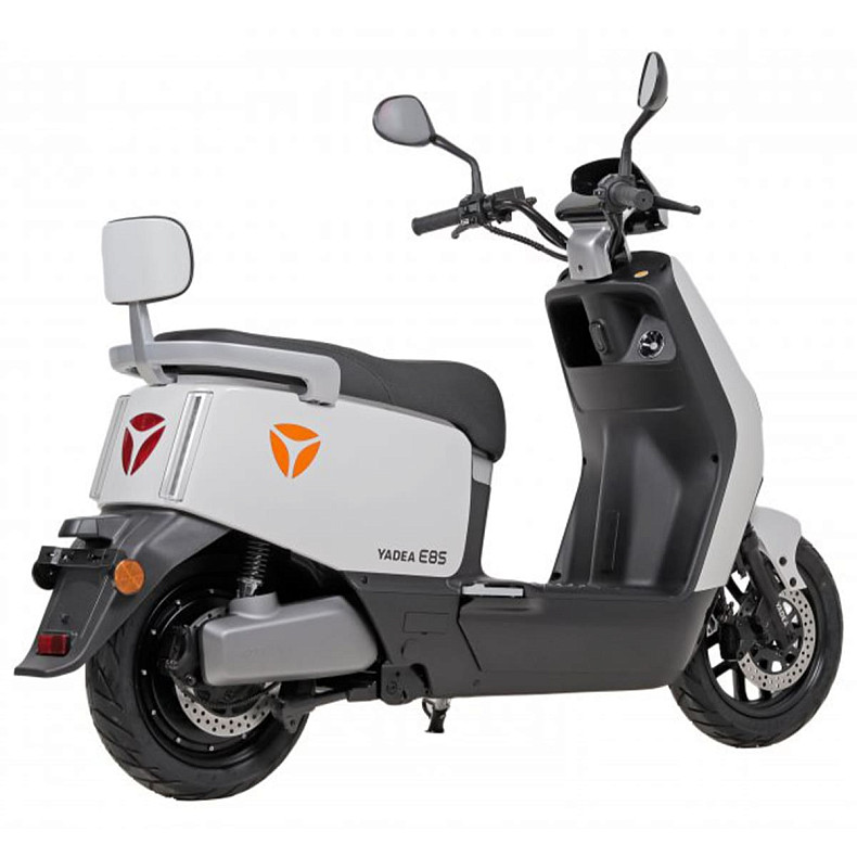 Електроскутер YADEA E8S 2000W white