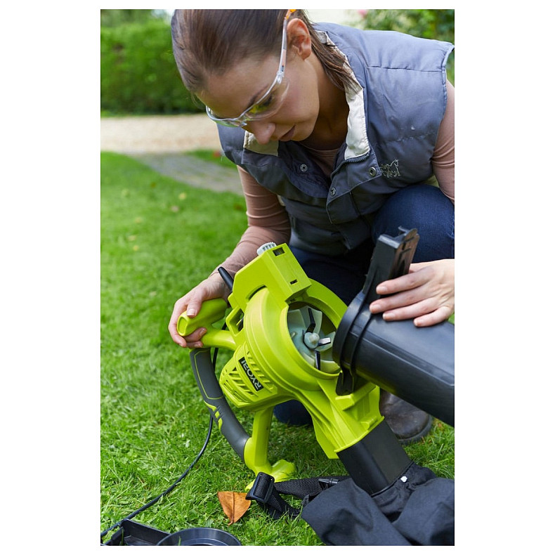 Повітродув-пилосос садовий мережевий Ryobi RBV3000CSV 3000Вт 3в1 375км/год мішок 45л ергоремені Vert