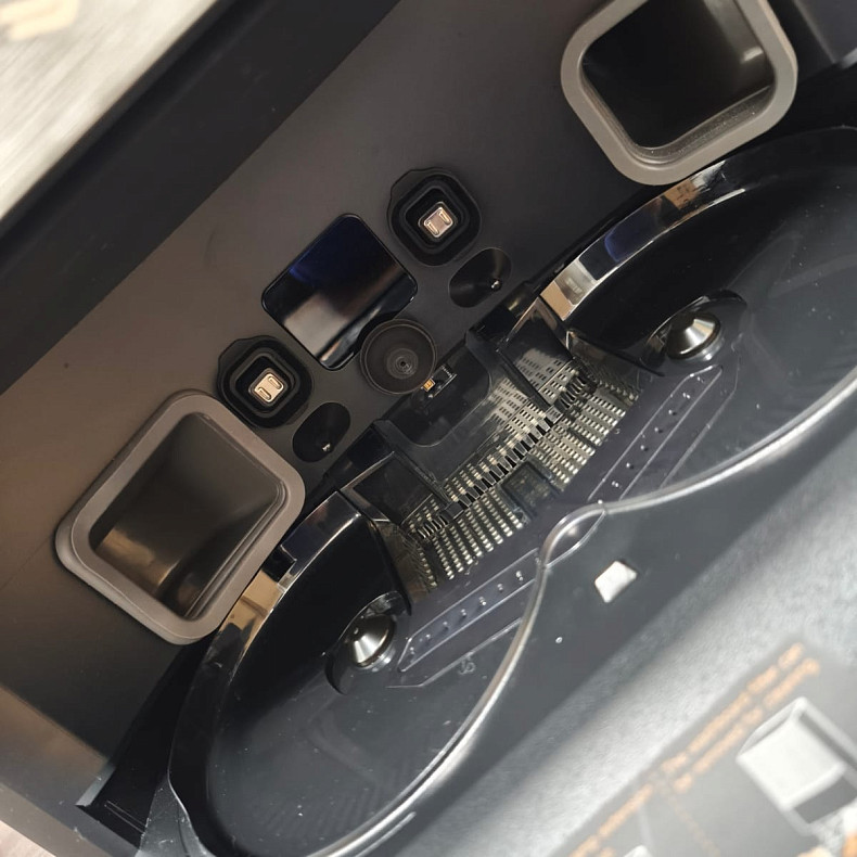 Робот-пилосос миючий Dreame X50 Ultra Complete Black - Уцінка