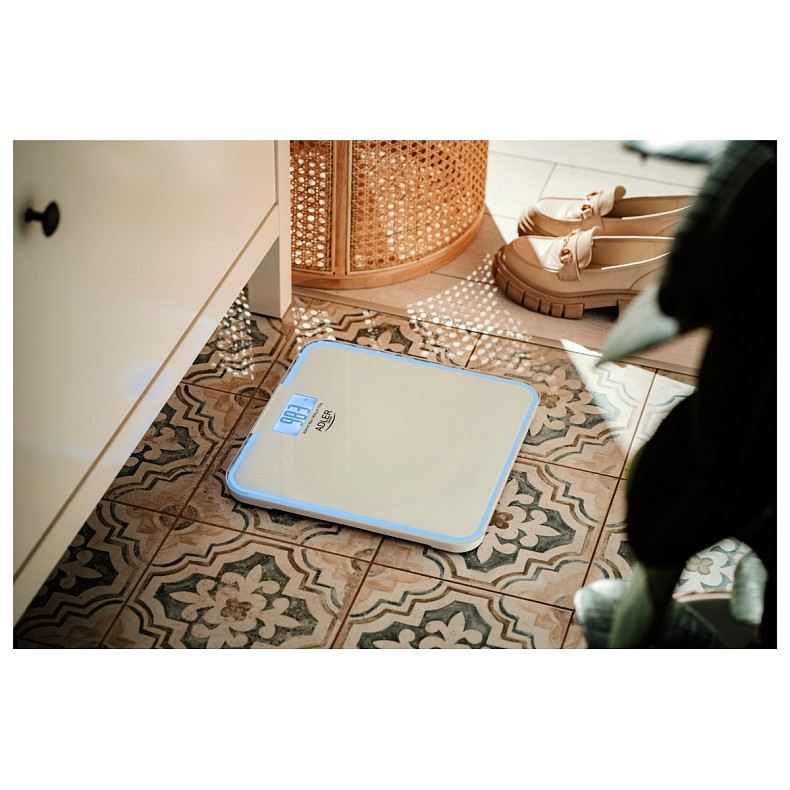 Весы напольные Adler AD 8183 white