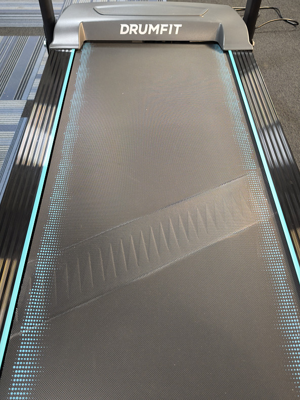 Беговая дорожка Cecotec DrumFit WayHome 1700 Sprint -- Уценка