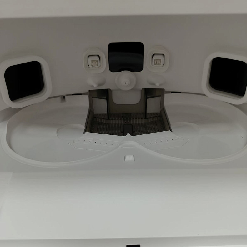 Робот-пилосос миючий Dreame L10s Ultra Gen 3 White - Уцінка