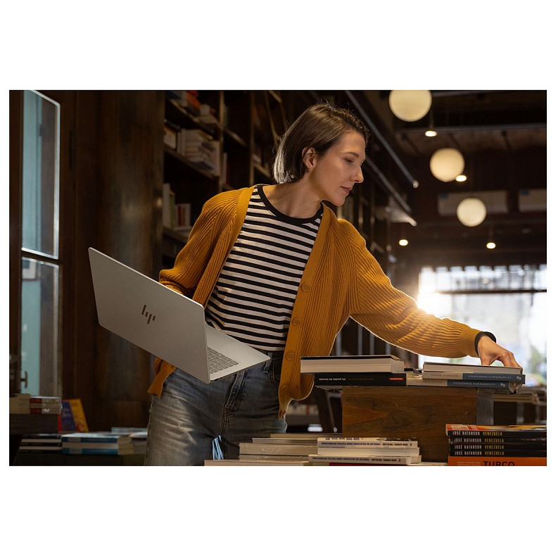 Ноутбук HP OmniBook 7 14-fr0006ua 14" WUXGA IPS, Intel U5-225U, 16GB, F512GB, UMA, Win11, сріблястий