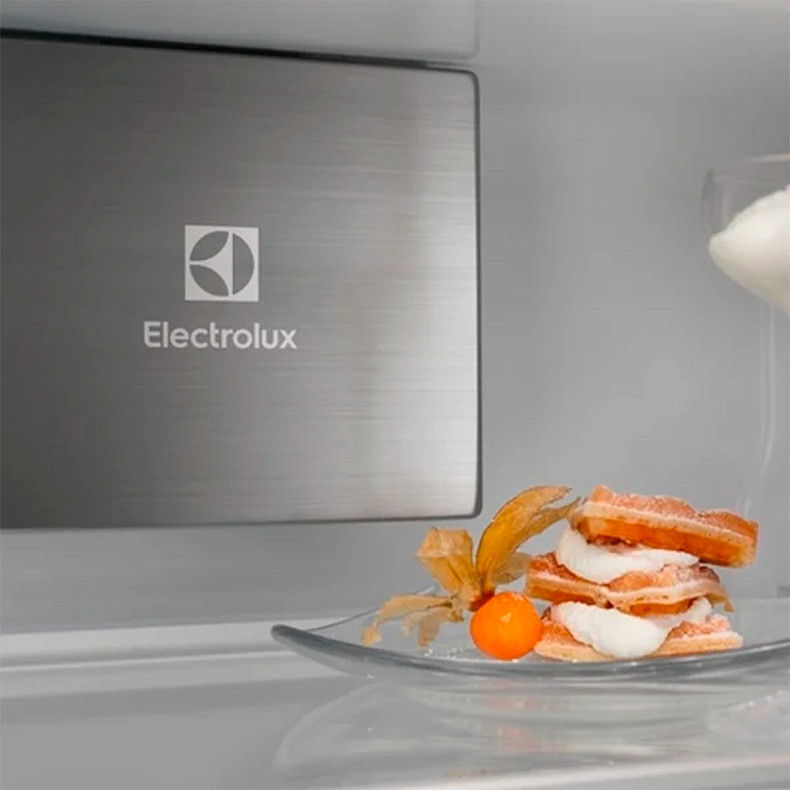 Холодильник вбудований Electrolux ENP7TD75S