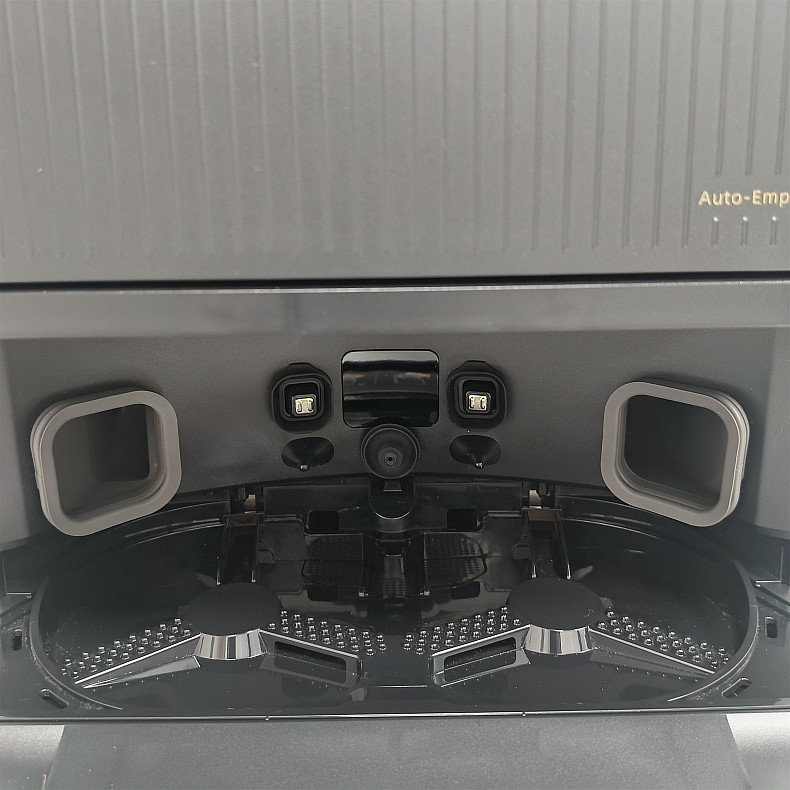 Робот-пилосос миючий Dreame L40 Ultra CE Black - Уцінка