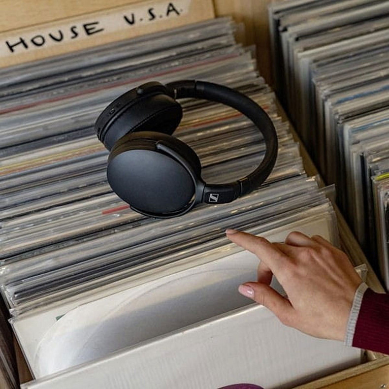 Наушники SENNHEISER HD 350 BT Black