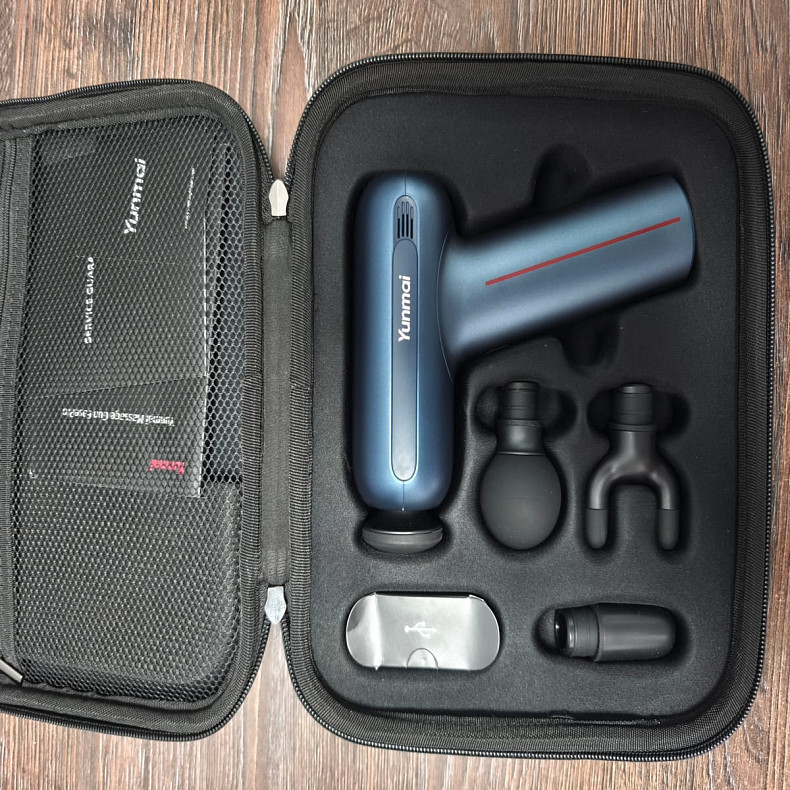 Массажер YUNMAI Massage Gun EasePro (YMFG-M406) - Повреждена упаковка