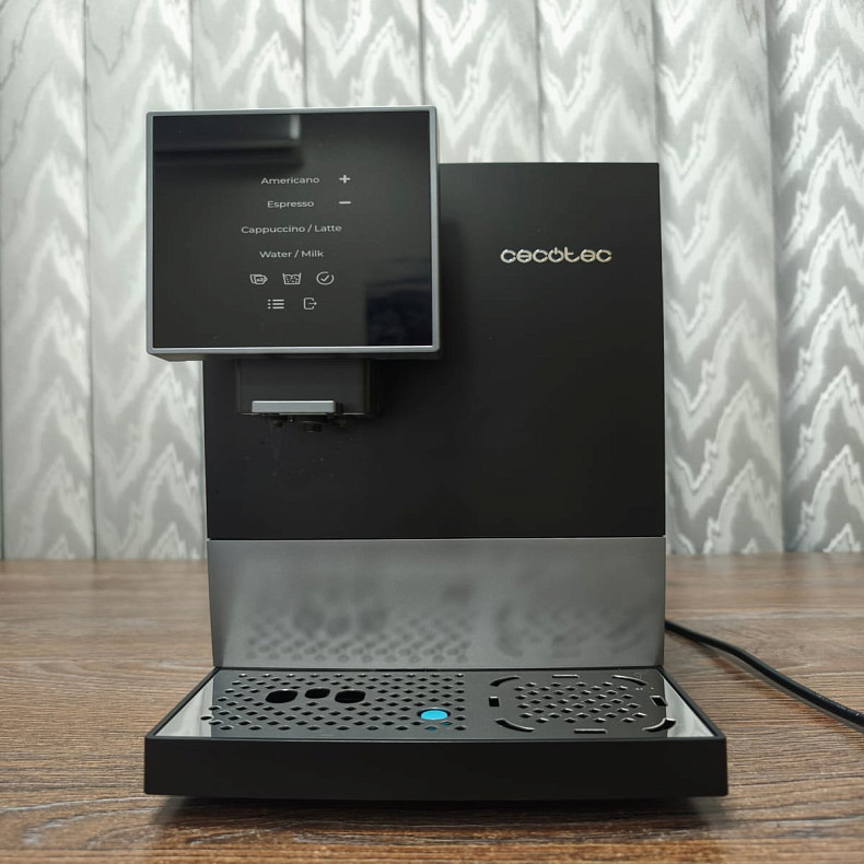 Кофемашина CECOTEC Cremmaet Compactccino Black/Silver - Уценка