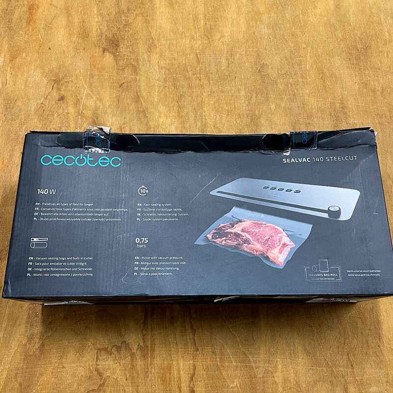 Вакуумний пакувальник CECOTEC SealVac 140 SteelCut - Пошкоджена упаковка