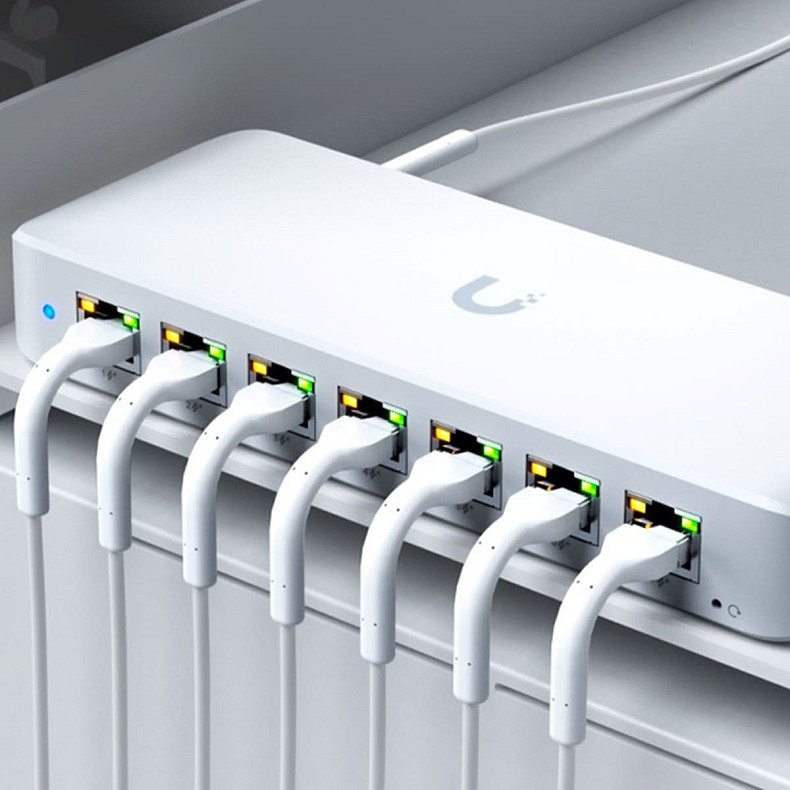 Коммутатор Ubiquiti USW-ULTRA-210W