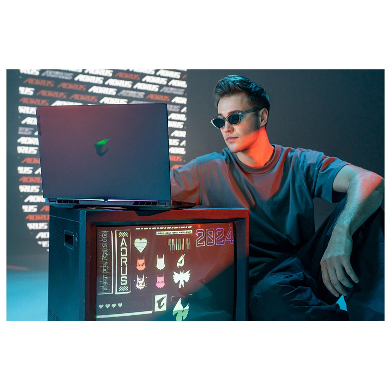 Ноутбук AORUS 16X 16.0 QHD, Intel i9-14900HX, 32GB, F1TB, NVD4070-8, DOS, черный