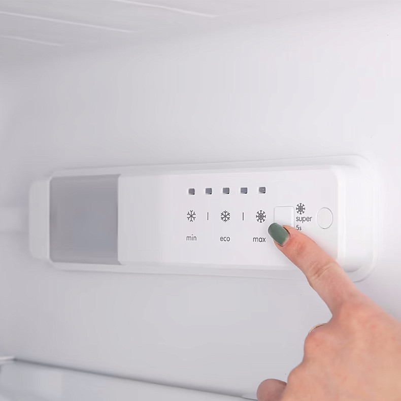 Холодильник Vestfrost CMR309W