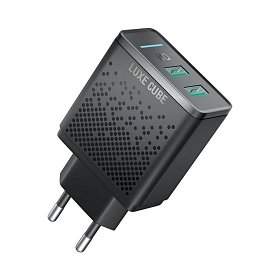 Зарядное устройство Luxe Cube 2USB 2.4А Smart Black (8889998898996)