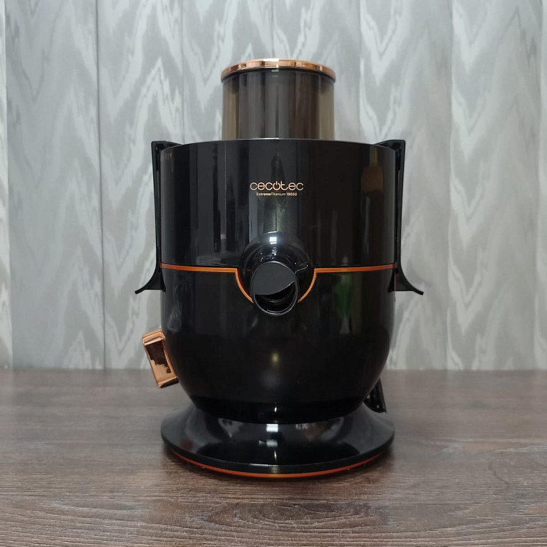 Соковитискач CECOTEC Extreme Titanium 19000 - Уцінка