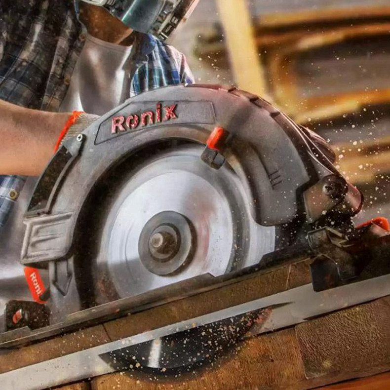 Циркулярная пила Ronix 2800Вт, 235мм (4323)