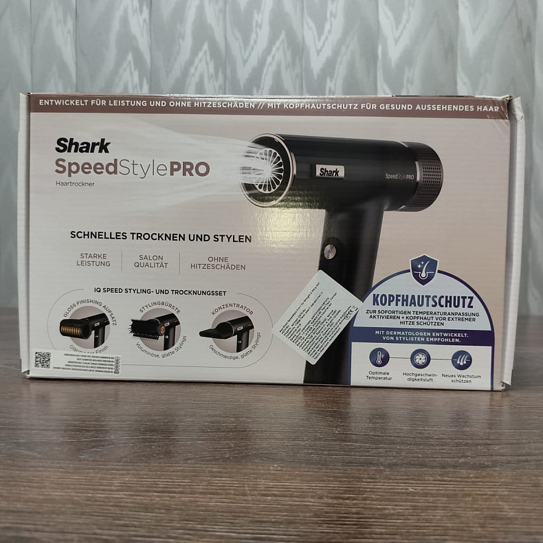 Фен Shark SpeedStyle 3-in-1 HD731EU - Уцінка