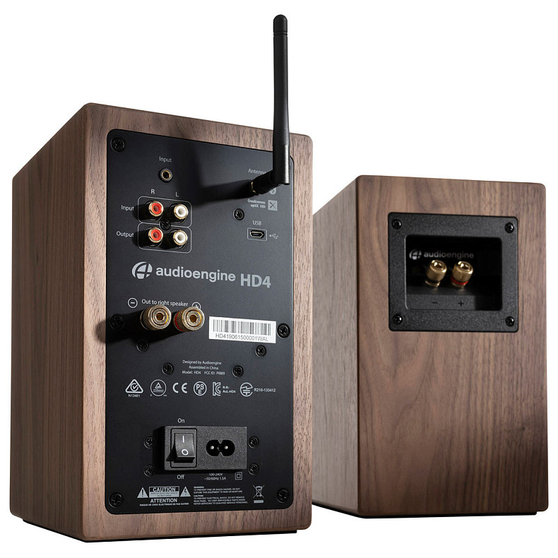 Портативна колонка AudioEngine HD4 Walnut