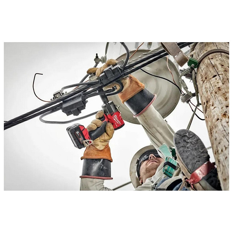 Гайковерт ударный аккумуляторный Milwaukee M18 FMTIW2F12-0 (4933498057)