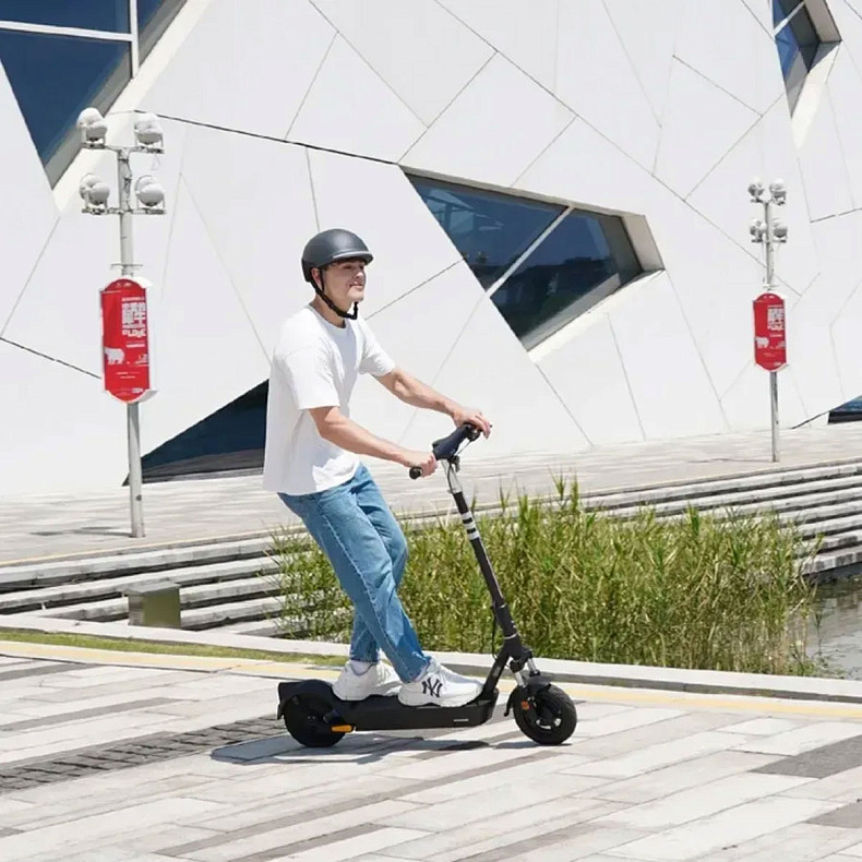 Электросамокат OKAI ES40 Black (ES40-B)