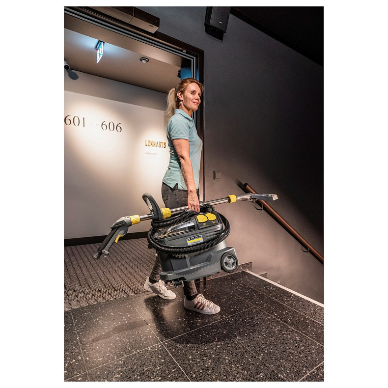 Пылесос для сухой уборки KARCHER HOME & GARDEN 1.100-241.0