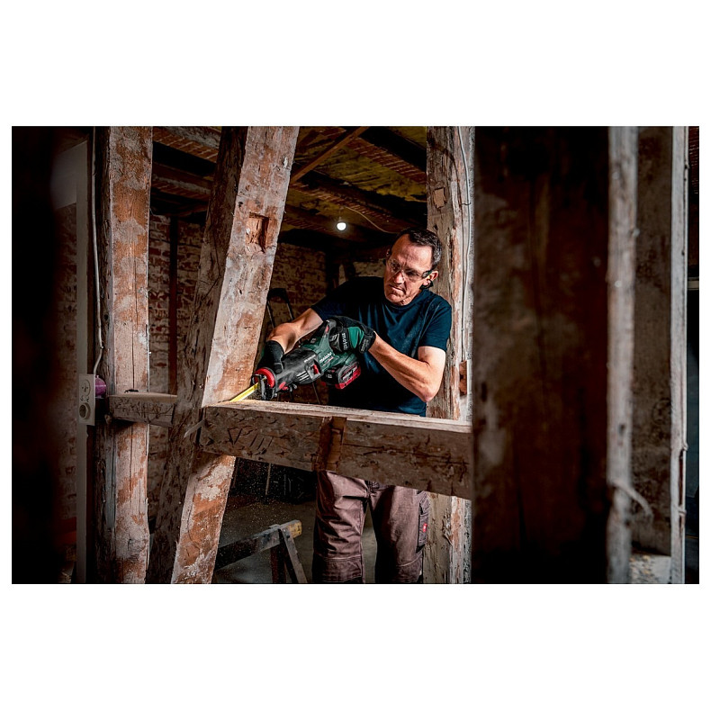 Сабельная пила Metabo SSEP 18 LT BL (601617850)