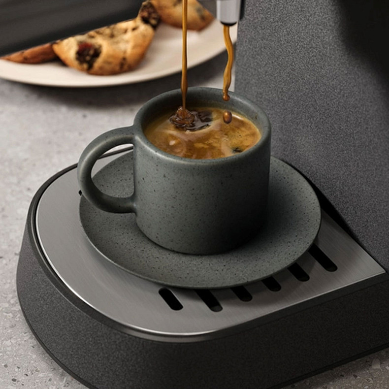 Кофеварка Electrolux E6EC1-6BST