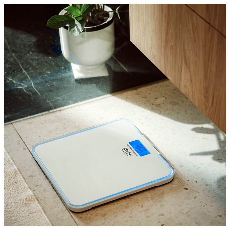 Весы напольные Adler AD 8183 white