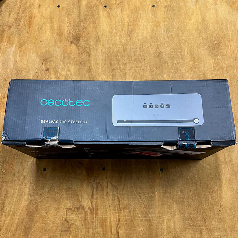 Вакуумний пакувальник CECOTEC SealVac 140 SteelCut - Пошкоджена упаковка