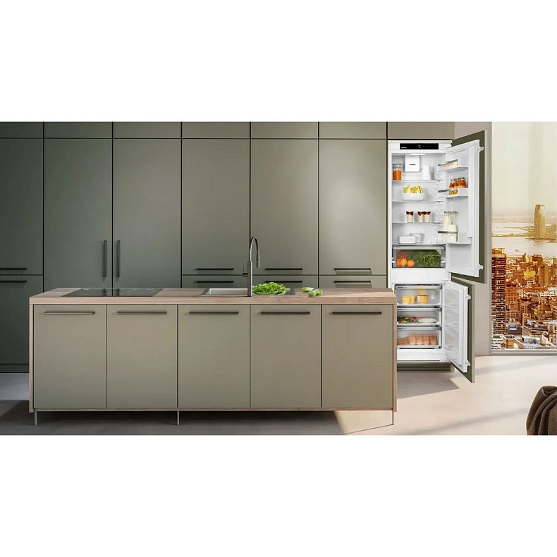 Встраиваемый двухкамерный холодильник Liebherr ICNSe 5103