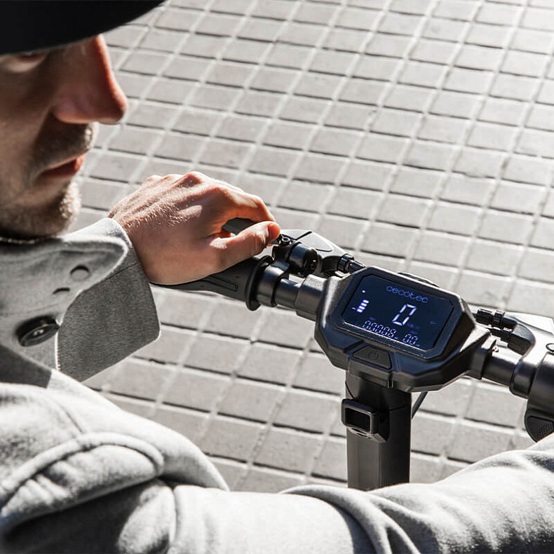 Электросамокат Cecotec Bongo Z Blue