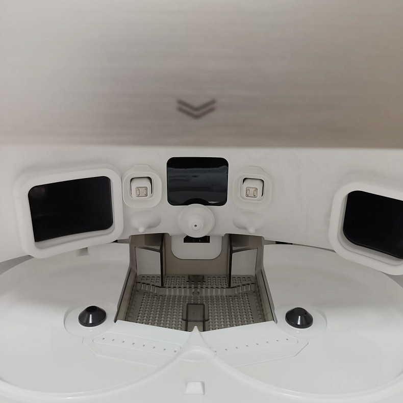 Робот-пилосос миючий Dreame X50 Ultra Complete White - Уцінка