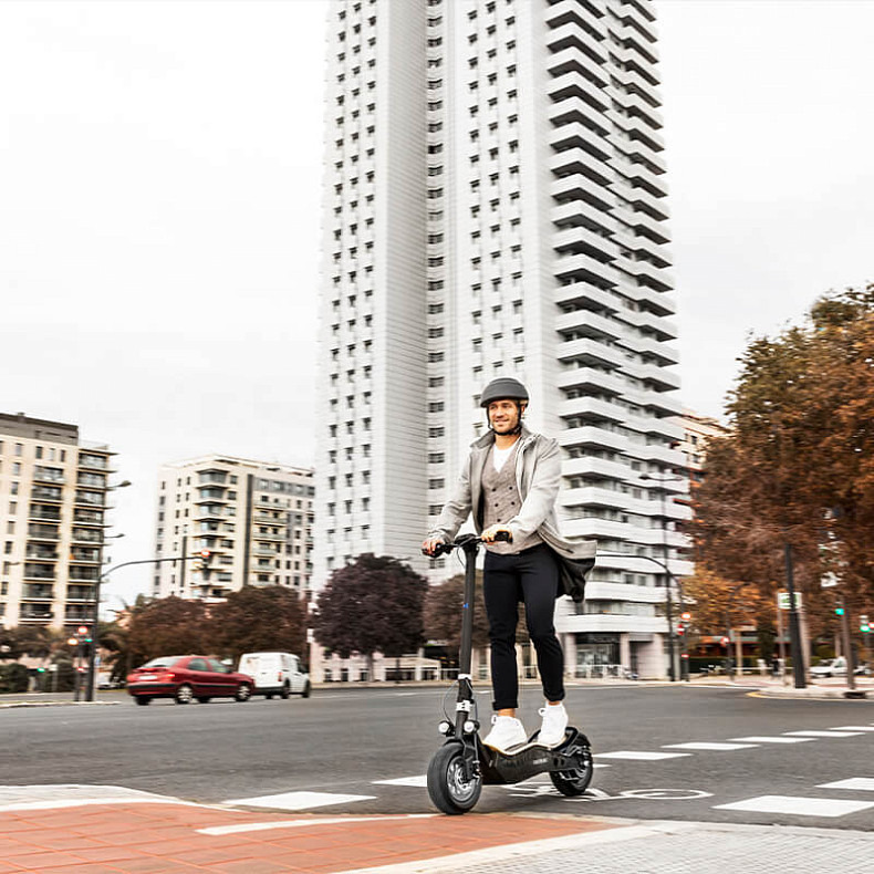 Электросамокат Cecotec Bongo Z Blue