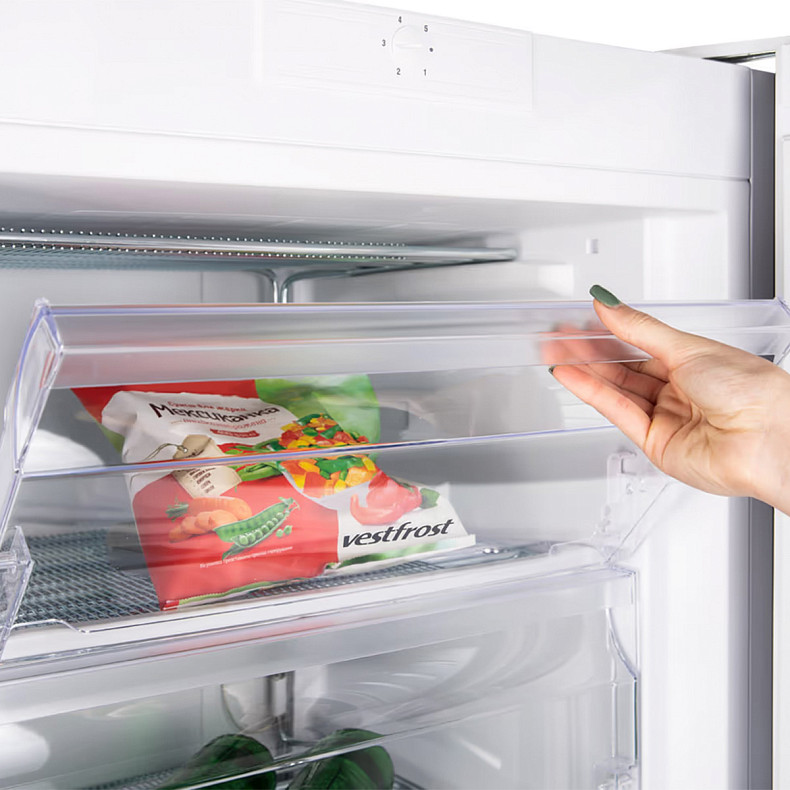 Морозильна камера Vestfrost CMF155W