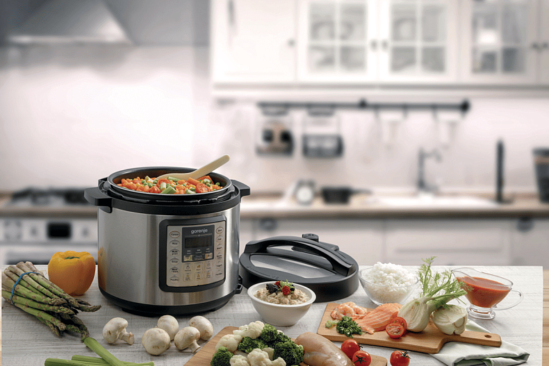 Мультиварка Gorenje MC6MBK